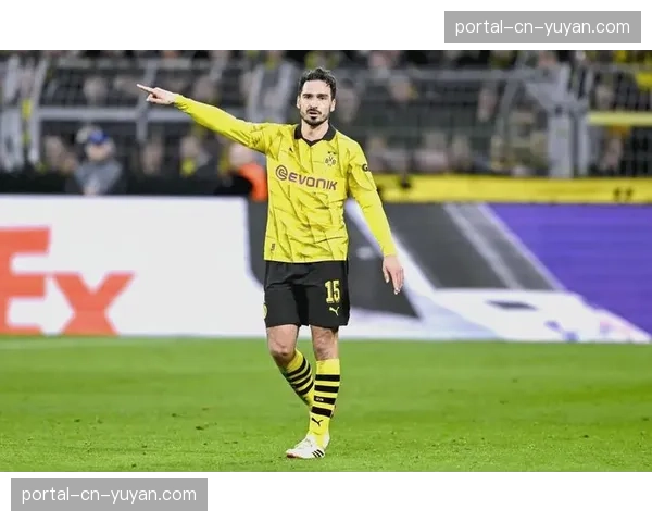 老将的智慧:回顾胡梅尔斯职业生涯晚期在低位防守中展现的预判与选位 老将的智慧:回顾胡梅尔斯职业生涯晚期在低位防守中展现的预判与选位